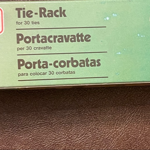 New in Box Tie Rack - Picture 4 of 5